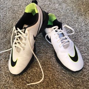 Nike youth golf shoes. Size 7Y